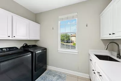 2 Heatherbloom Lane, The Hills, TX 78738 - Photo 17