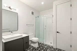 2709 E 5th St, Austin, TX 78702 - Photo 9