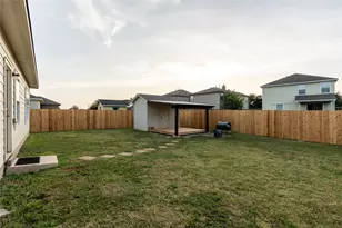 5000 Lexington Meadow Ln, Del Valle, TX 78617 - Photo 21