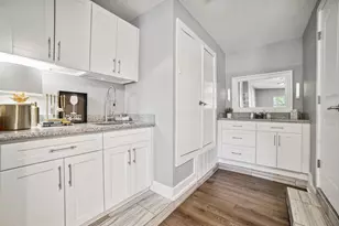 13213 Bourbon St, Austin, TX 78727 - Photo 9