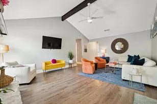 13213 Bourbon St, Austin, TX 78727 - Photo 7