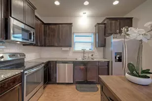 18312 Mammoth Cave Blvd, Pflugerville, TX 78660 - Photo 5
