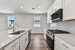 11916 Ellena Cv, Austin, TX 78747 - Photo 7
