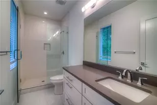 3111 Walling Dr, Austin, TX 78705 - Photo 17
