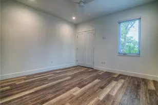 3111 Walling Dr, Austin, TX 78705 - Photo 19