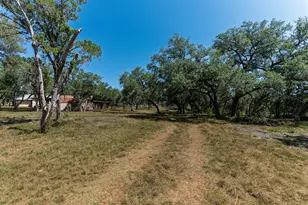 122 Winding Creek Rd, Spicewood, TX 78669 - Photo 23