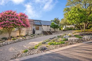 14 Rob Roy Rd, Austin, TX 78746 - Photo 3