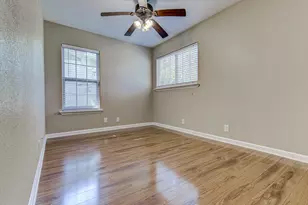 1410 Kamar Dr, Austin, TX 78757 - Photo 11
