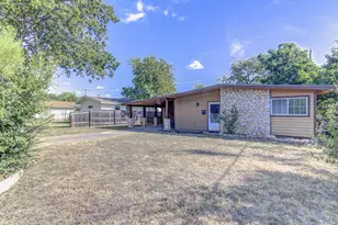 1410 Kamar Dr, Austin, TX 78757 - Photo 3