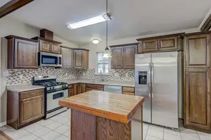 1410 Kamar Dr, Austin, TX 78757 - Photo 7