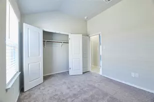 303 Trailside Ln, Bastrop, TX 78602 - Photo 19