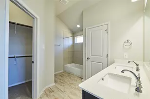 303 Trailside Ln, Bastrop, TX 78602 - Photo 13