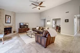 9518 Topridge Dr, Austin, TX 78750 - Photo 3