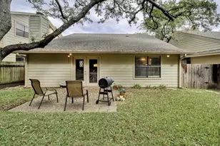 9518 Topridge Dr, Austin, TX 78750 - Photo 31