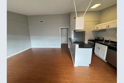 608 W 51st Street #104, Austin, TX 78751 - Photo 9