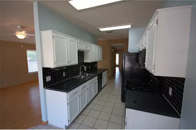 1202 Pathfinder Way, Round Rock, TX 78665 - Photo 3