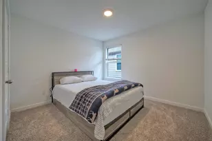 305 Elm Crk Dr, Hutto, TX 78634 - Photo 23