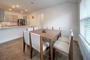 305 Elm Crk Dr, Hutto, TX 78634 - Photo 11