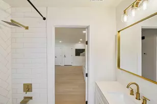8401 Staunton Dr, Austin, TX 78758 - Photo 19