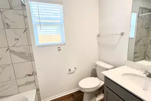 157 Perfect World Loop, Jarrell, TX 76537 - Photo 11