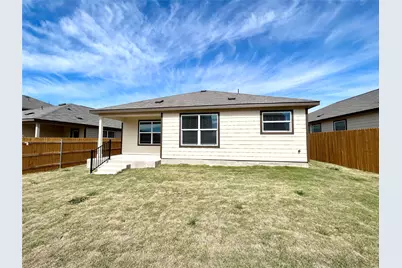 157 Perfect World Loop, Jarrell, TX 76537 - Photo 19