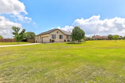201 Christine Lane, Liberty Hill, TX 78642 - Photo 37