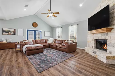 201 Christine Lane, Liberty Hill, TX 78642 - Photo 3