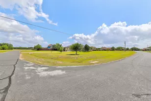 201 Christine Ln, Liberty Hill, TX 78642 - Photo 39