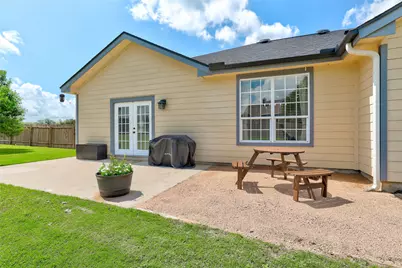 201 Christine Lane, Liberty Hill, TX 78642 - Photo 37