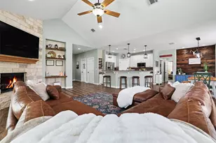 201 Christine Ln, Liberty Hill, TX 78642 - Photo 15