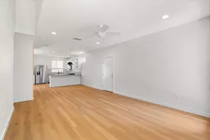 705 N Bluff Dr, Austin, TX 78745 - Photo 11