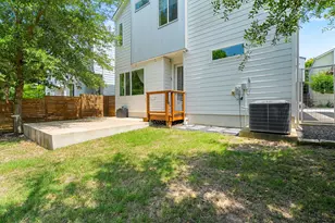 705 N Bluff Dr, Austin, TX 78745 - Photo 27