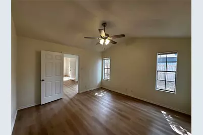 8809 Cainwood Lane, Austin, TX 78729 - Photo 19