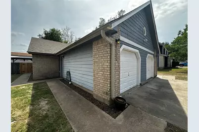 8809 Cainwood Lane, Austin, TX 78729 - Photo 3