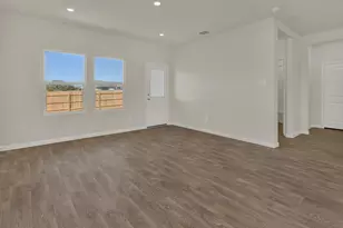 236 Shenandoah Dr, Kyle, TX 78640 - Photo 13