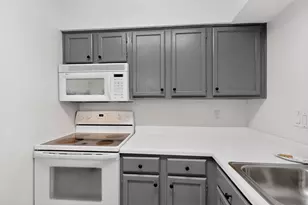 2450 Wickersham Ln, Austin, TX 78741 - Photo 13