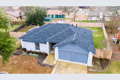 108 Cottonwood Drive, Hutto, TX 78634 - Photo 19