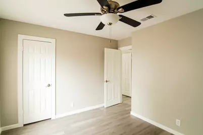 108 Cottonwood Drive, Hutto, TX 78634 - Photo 9