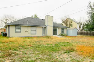 108 Cottonwood Dr, Hutto, TX 78634 - Photo 25