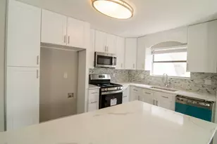 108 Cottonwood Dr, Hutto, TX 78634 - Photo 3