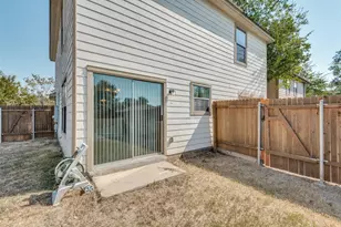 5701 Viewpoint Dr, Austin, TX 78744 - Photo 23