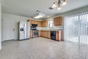 5701 Viewpoint Dr, Austin, TX 78744 - Photo 13