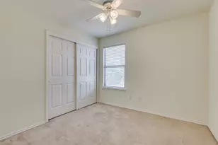 5701 Viewpoint Dr, Austin, TX 78744 - Photo 19