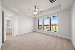 129 Emerald Grove Dr, Georgetown, TX 78633 - Photo 11