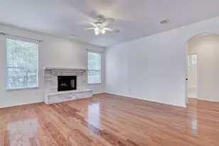 1001 Clear Lake Ln, Leander, TX 78641 - Photo 3