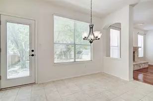 1001 Clear Lake Ln, Leander, TX 78641 - Photo 7