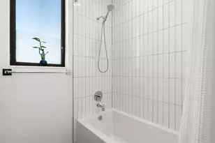 2524 Doc Reeves St, Austin, TX 78723 - Photo 23