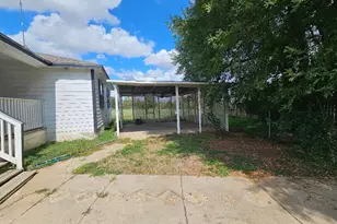 1778 Fm 1704, Elgin, TX 78621 - Photo 3