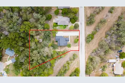 587 W Keanahalululu Lane, Bastrop, TX 78602 - Photo 35