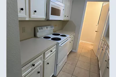 7107 Silver Dale Drive #B, Austin, TX 78736 - Photo 9